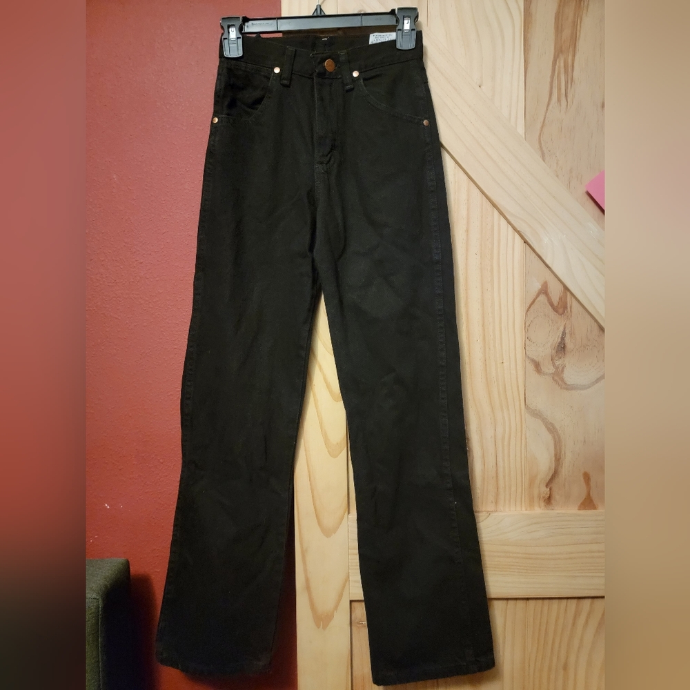 Wranglers - Picture 3 of 4